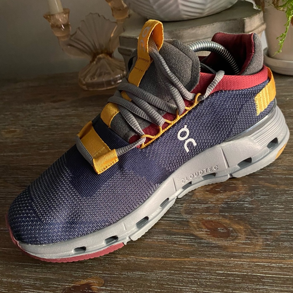 On Cloud Cloudnova Running Athletic Sneakers Shoes Womens 9 Denim Blue Ruby Red - Picture 8 of 11